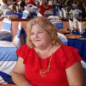 Meet your Posher, Linda